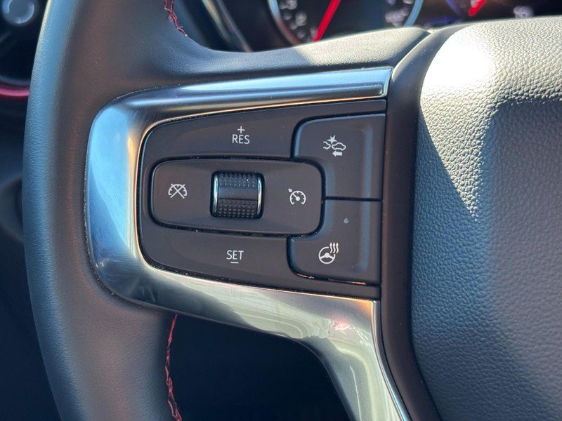 Used 2025 Chevrolet Blazer RS AWD/4WD image 17