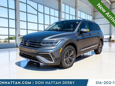 Used 2024 Volkswagen Tiguan SE FWD image 26