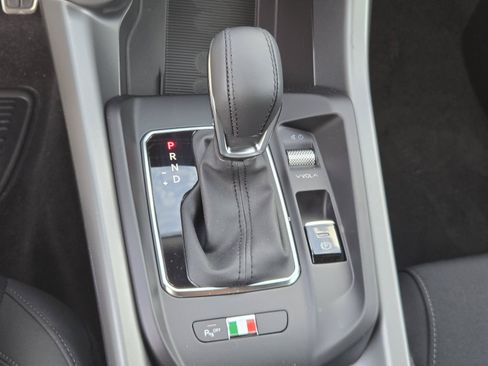 New 2026 Alfa Romeo Tonale AWD/4WD image 14