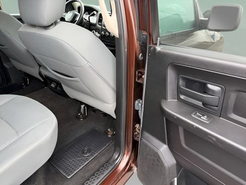 Used 2013 RAM 1500 Tradesman w/ Popular Equipment Group AWD/4WD image 10