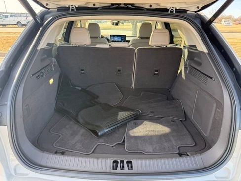 Certified 2022 Lincoln Nautilus Reserve image 10