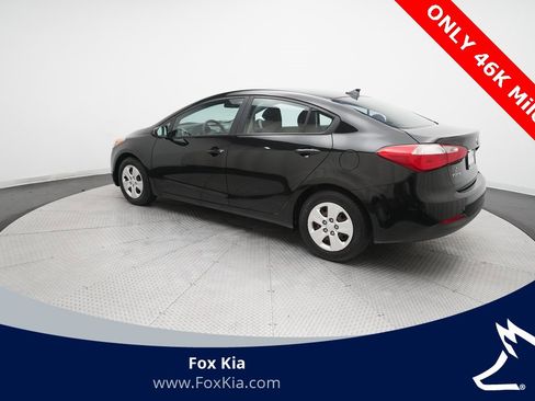 Used 2016 Kia Forte LX image 12