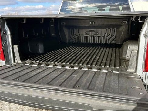 Used 2024 Chevrolet Silverado 1500 LT Trail Boss image 9