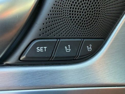 Used 2019 Genesis G70 2.0T Advanced w/ Elite Package image 36