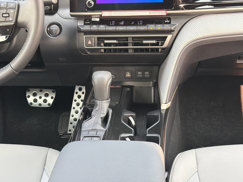 New 2026 Toyota Camry SE FWD image 13