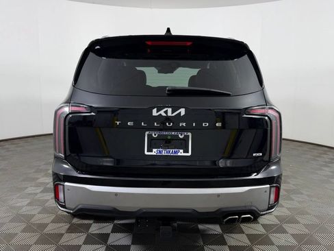 Used 2023 Kia Telluride EX w/ EX Captain's Chair Package AWD/4WD image 8