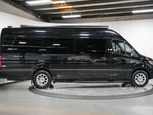 Used 2020 Mercedes-Benz Sprinter 3500 image 5