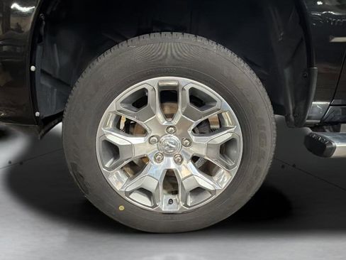 Used 2017 RAM 1500 Limited image 16