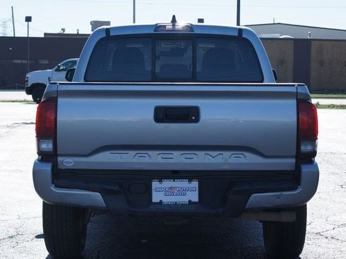 Used 2020 Toyota Tacoma SR w/ SR Convenience Package image 3
