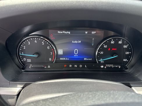 Used 2022 Ford Explorer XLT w/ Equipment Group 202A image 31