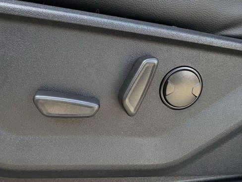 New 2026 Ford F350 Lariat w/ Black Appearance Package image 30