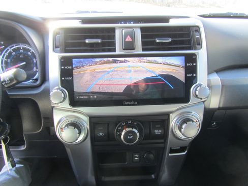 Used 2015 Toyota 4Runner SR5 Premium image 15