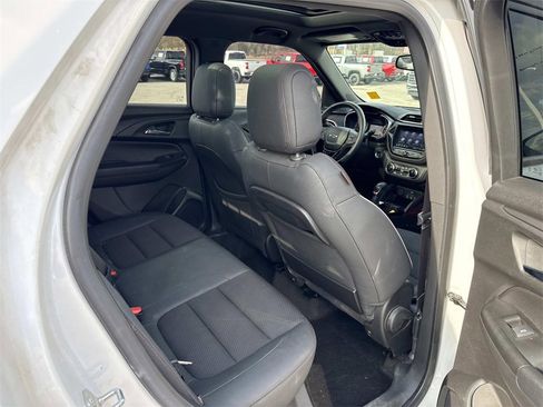 Used 2023 Chevrolet TrailBlazer RS w/ Sun and Liftgate Package image 30