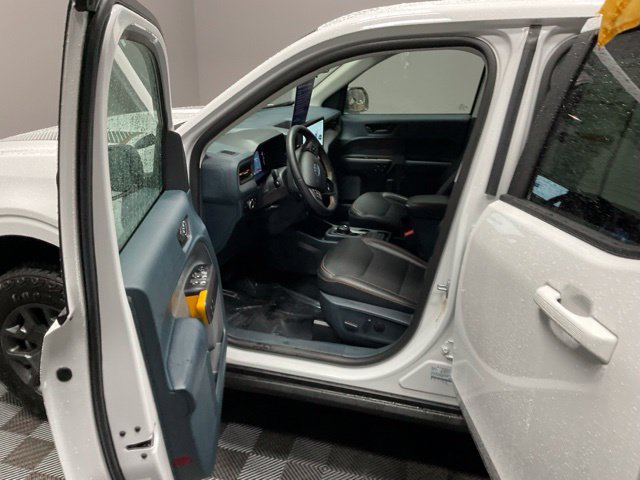 Used 2025 Ford Maverick Tremor AWD/4WD image 14