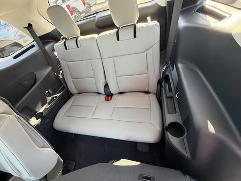 New 2026 Ford Explorer Active w/ Active Comfort Package RWD image 21