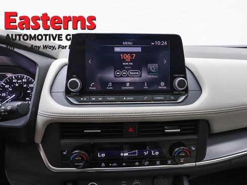 Used 2023 Nissan Rogue SV w/ SV Premium B Package AWD/4WD image 12