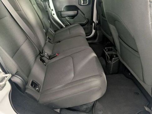 Used 2023 Jeep Gladiator Sport image 28