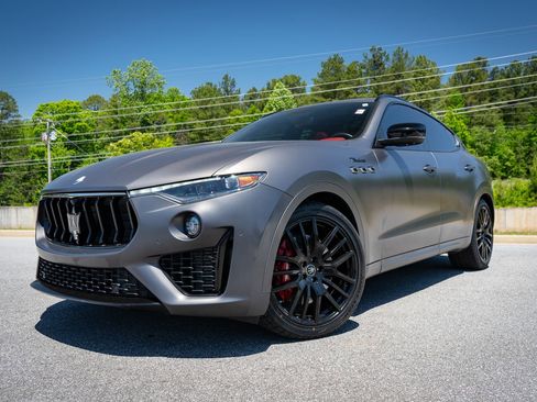Used 2022 Maserati Levante Modena AWD/4WD image 5