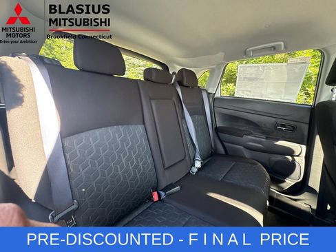 Used 2025 Mitsubishi Outlander Sport ES AWD/4WD image 42