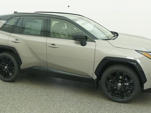 New 2026 Toyota RAV4 FWD image 32