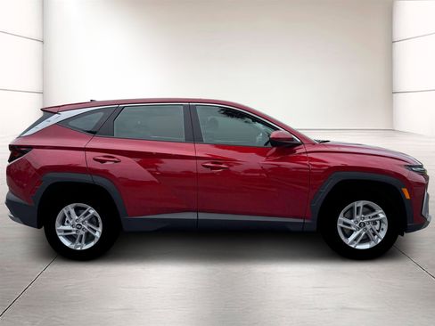 New 2026 Hyundai Tucson SE FWD image 9