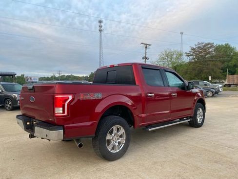 Used 2015 Ford F150 XLT w/ Equipment Group 302A Luxury AWD/4WD image 7