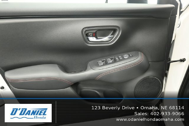 Used 2025 Honda HR-V Sport image 23