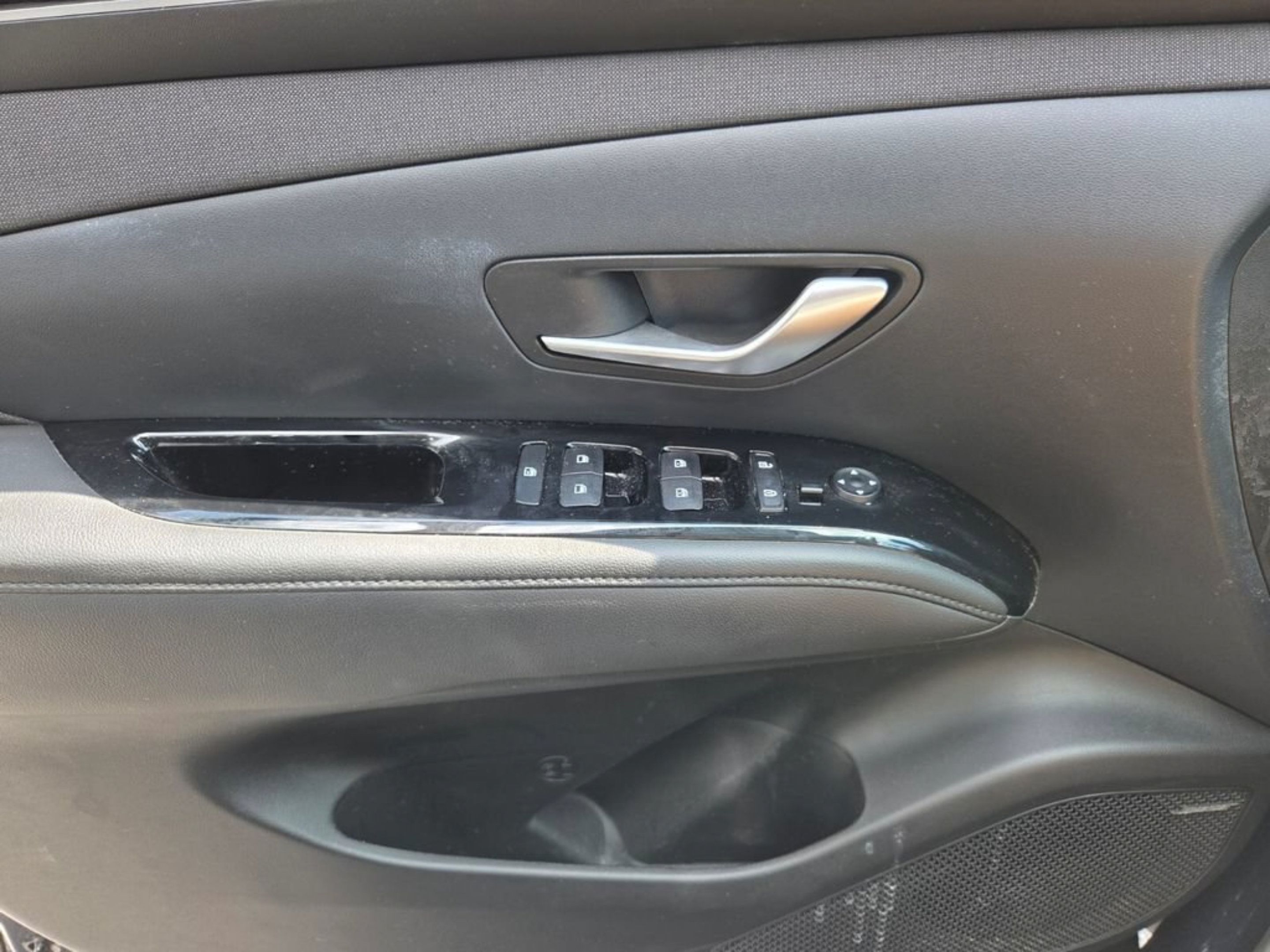 Used 2022 Hyundai Tucson Limited FWD image 22