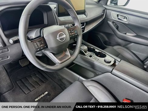 Certified 2026 Nissan Rogue Platinum w/ Platinum Premium Package AWD/4WD image 9
