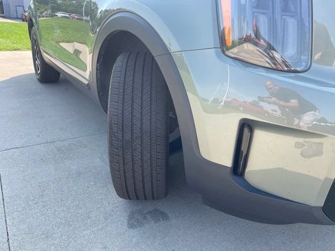 Used 2024 Kia Telluride EX X-Line AWD/4WD image 18