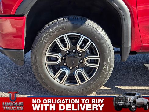 Used 2020 GMC Sierra 2500 AT4 w/ AT4 Premium Package image 12