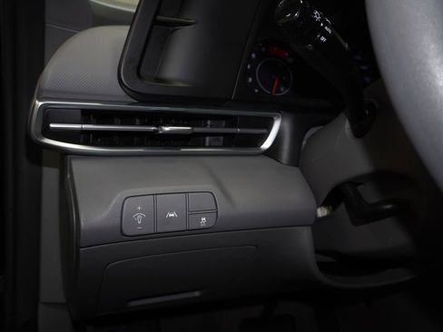 Used 2023 Hyundai Elantra SEL FWD image 21