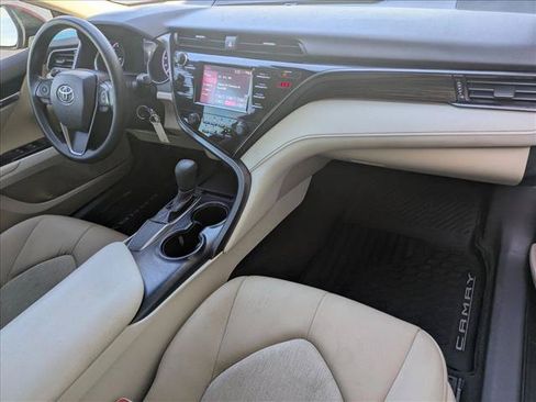 Used 2019 Toyota Camry LE FWD image 24
