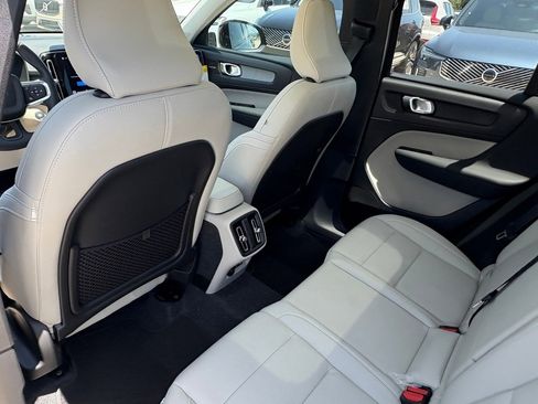 New 2026 Volvo XC40 B4 Plus w/ Protection Package Premier image 21