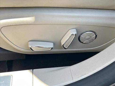Used 2019 Lincoln MKZ Reserve FWD image 22