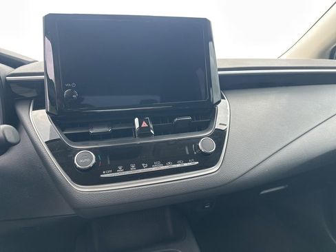 Used 2023 Toyota Corolla LE image 15