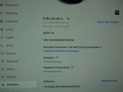 Used 2025 Tesla Model Y Long Range image 31