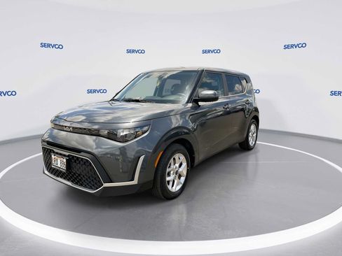 Used 2025 Kia Soul LX w/ LX Technology Package FWD image 4