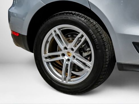Used 2021 Porsche Macan S AWD/4WD image 62