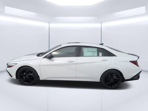 New 2026 Hyundai Elantra SEL Sport image 6