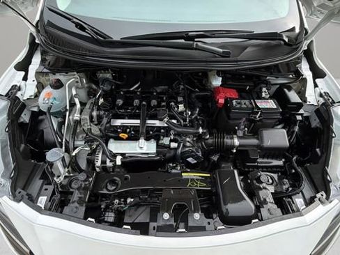 Used 2025 Nissan Versa SR w/ Trunk Package FWD image 31