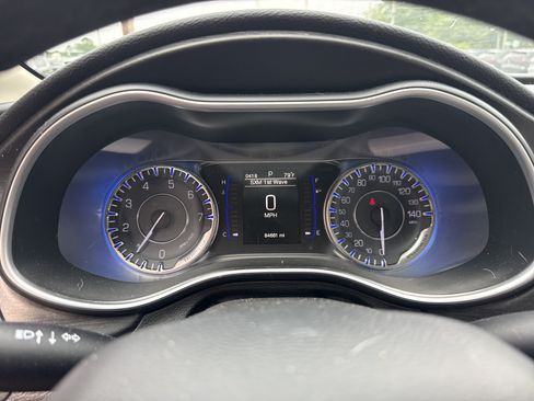 Used 2015 Chrysler 200 Limited w/ Convenience Group FWD image 14