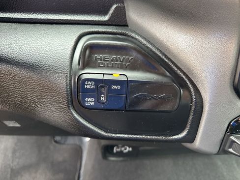 Used 2024 RAM 2500 Big Horn image 30