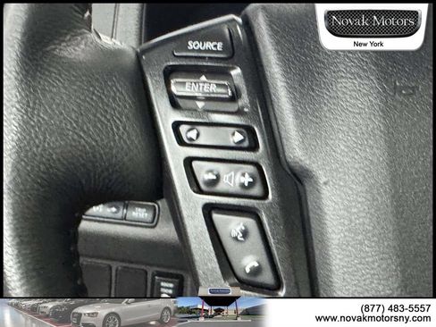 Used 2023 Nissan Frontier SV w/ SV Premium Package AWD/4WD image 16