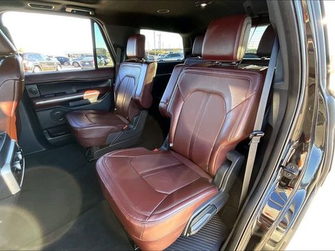 Used 2024 Ford Expedition Limited image 33