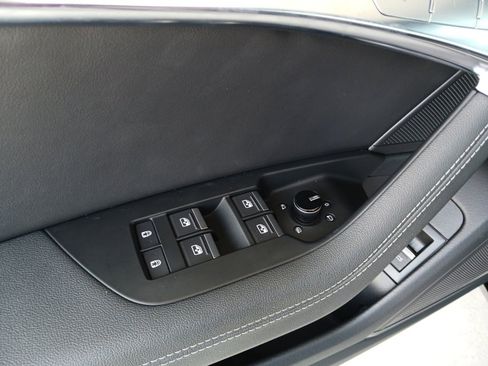 Used 2024 Audi A6 Premium Plus image 8