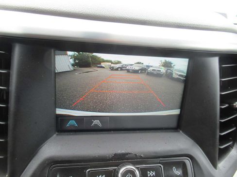 Used 2018 GMC Acadia SLE FWD image 26