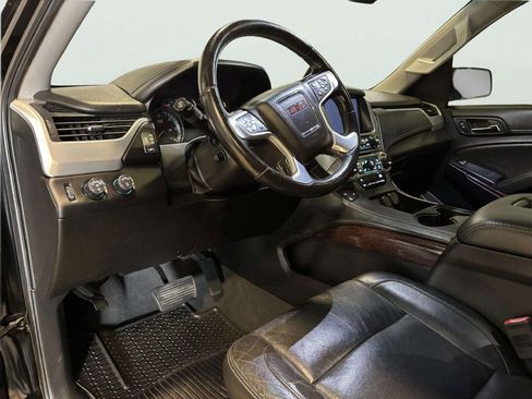 Used 2019 GMC Yukon SLT AWD/4WD image 13