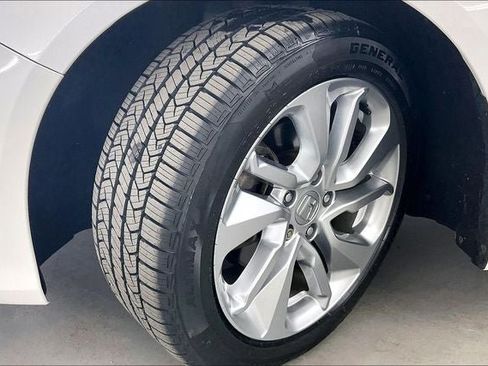 Used 2019 Honda Accord LX image 33
