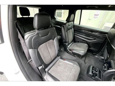 Used 2023 Jeep Grand Cherokee L Laredo AWD/4WD image 26